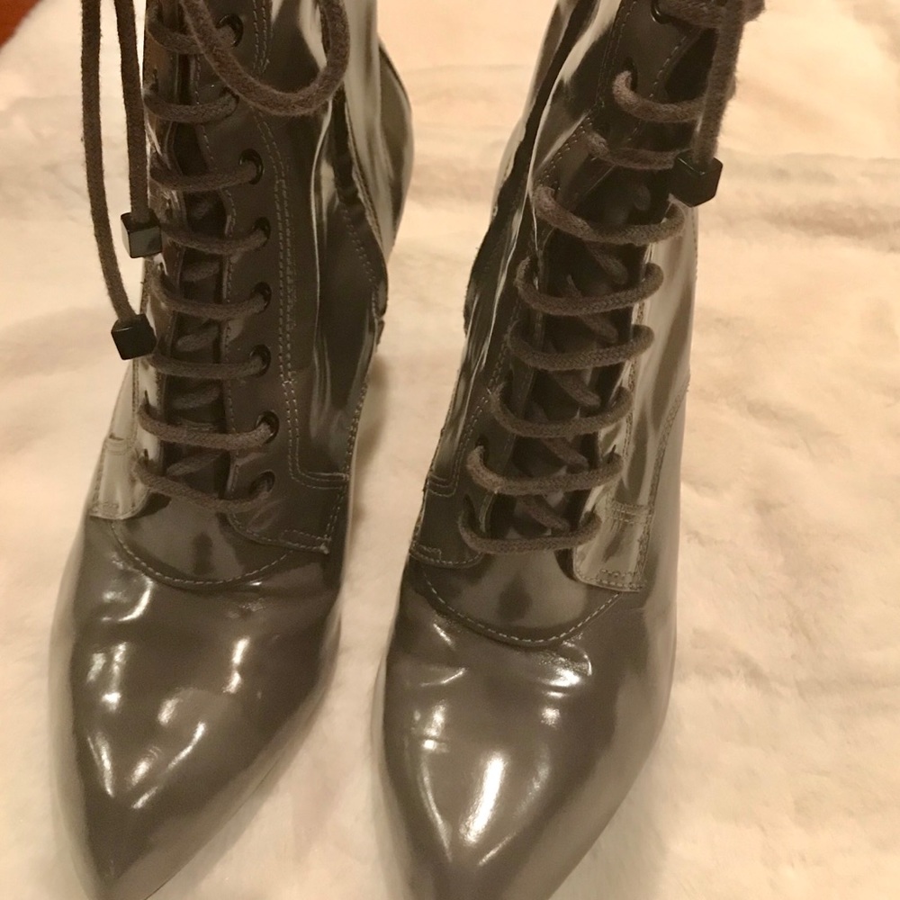 Gray Pour La Victorie Boot